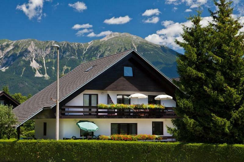 Lake Bled Apartment Marjetka Exterior photo